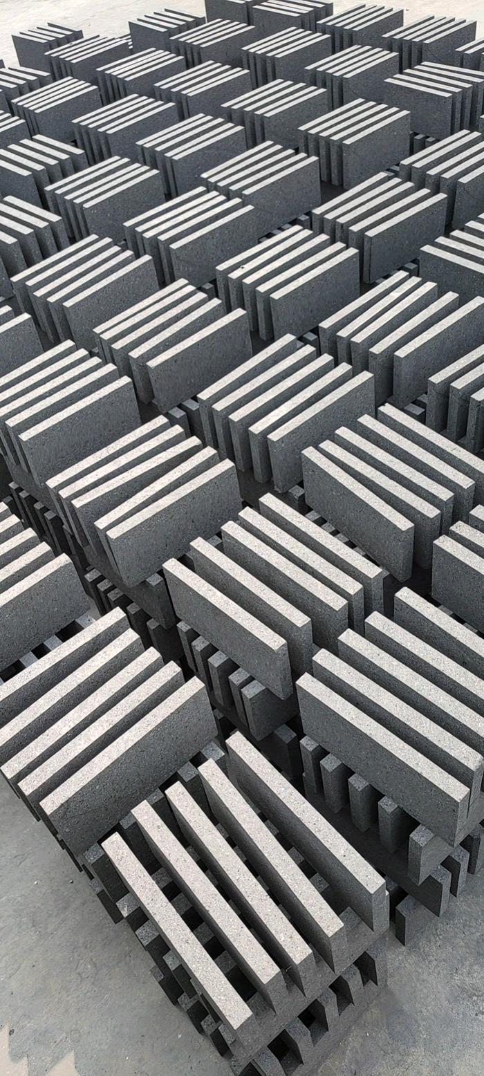 防腐碳磚:沁陽市恒瑞實業(yè)有限公司供應(yīng)臺灣臺朔集團防腐碳磚